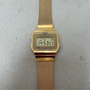 Gold Casio Watch Men’s or Women’s Water Resist